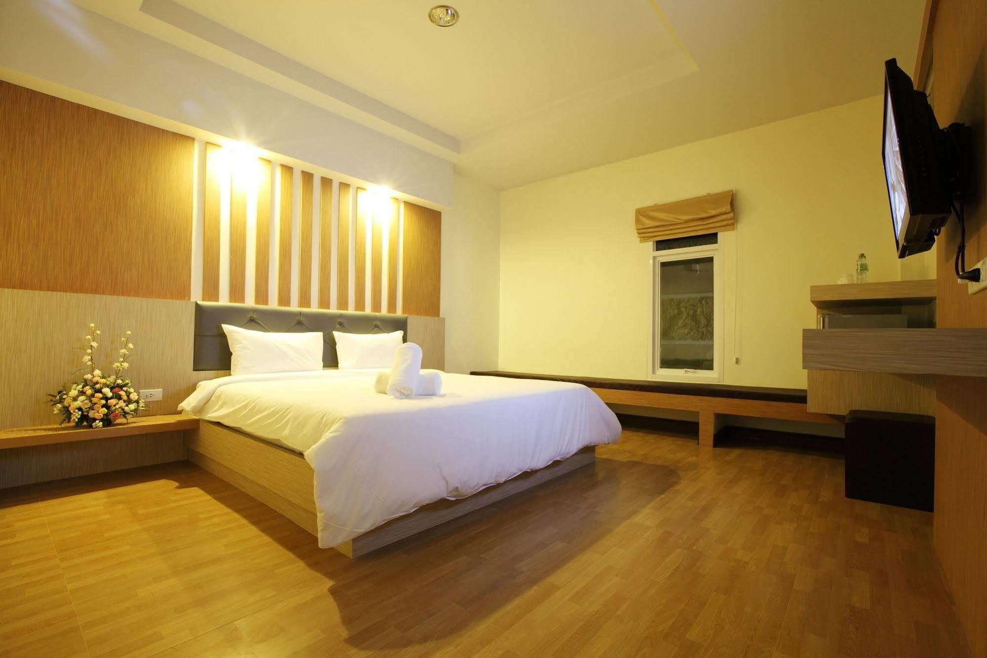 Pongjun Resort Хат Яй Екстериор снимка
